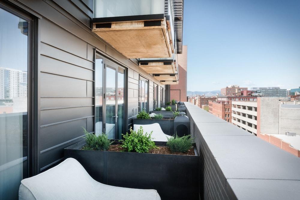 The Maven Hotel At Dairy Block Denver Exterior photo